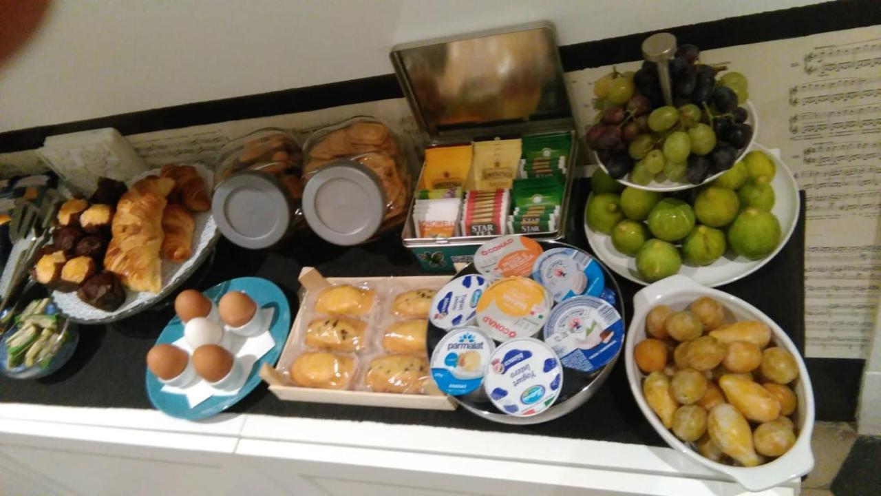 L'opera Buffa Acomodação com café da manhã 